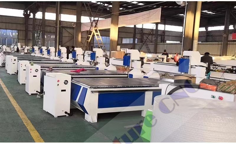 6 Head 3d Woodworking Machine 4 Axis Cnc Router for Wood Table Leg With 3Kw Spindles Wood Router